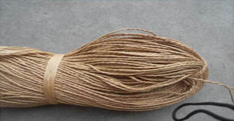 What are the advantages of white kraft paper for paper rope making